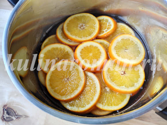 варим апельсины в сиропе 1,5 часа